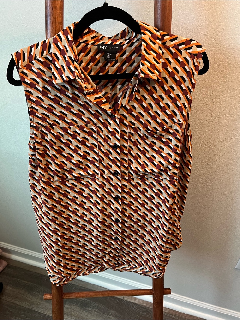 Jones New York Sleeveless Button-Front Shirt in Orange, Black & White